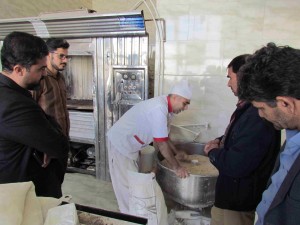 گناباد به استقبال پخت نان کامل می رود