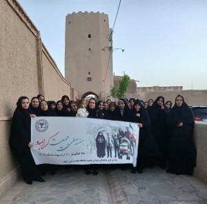 برگزاری اردوی یک‌ روزه در بوم گردی ریاب در راستای تجلیل از تلاش‌ها و همراهی‌های داوطلبان سلامت محلات و هفته ملی جمعیت