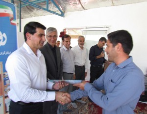 تجلیل از طلایه‌داران نظام سلامت؛ برگزاری مراسم گرامیداشت روز بهورز در دانشگاه علوم پزشکی گناباد